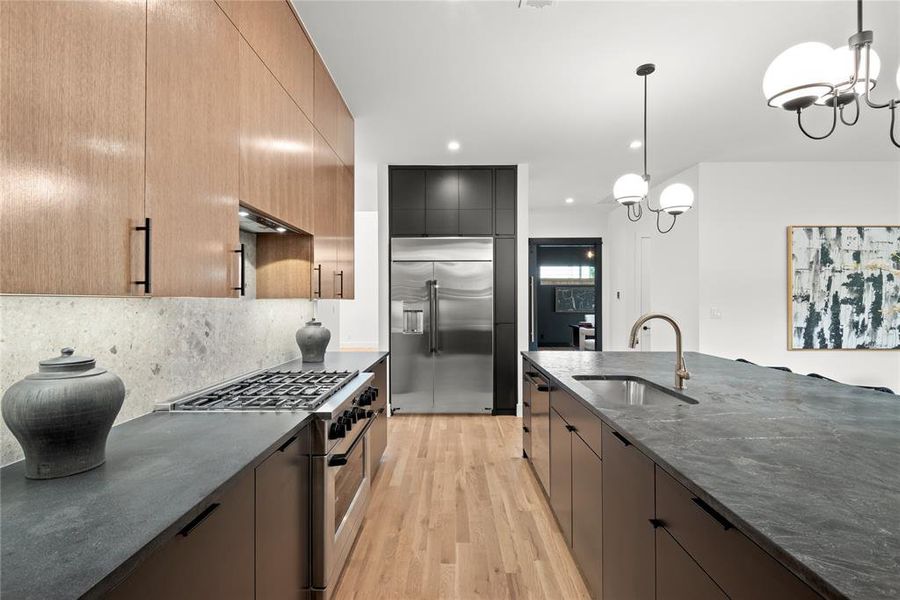 Furnished interior view inside a new home in , Dallas (Image 37). Furnished interior view inside a new home in , Dallas (Image 37).