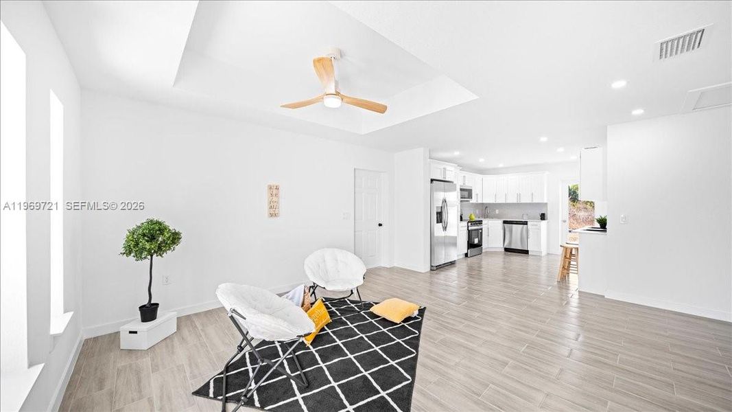 Furnished interior view inside a new home in , Lehigh Acres (Image 4).