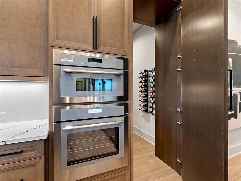 Close-up of interior finishes inside a home in , Sarasota (Image 22). Close-up of interior finishes inside a home in , Sarasota (Image 22).