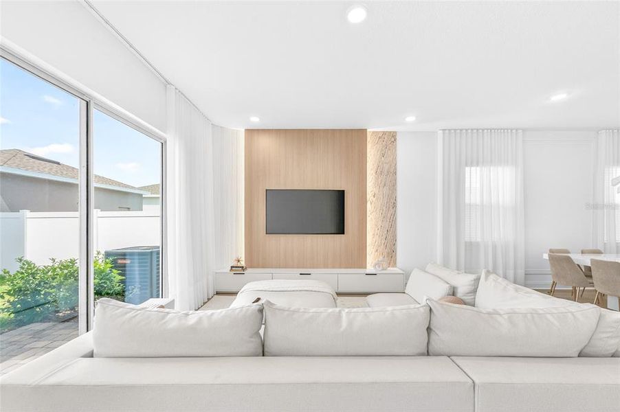 Furnished interior view inside a new home in , Winter Garden (Image 28).