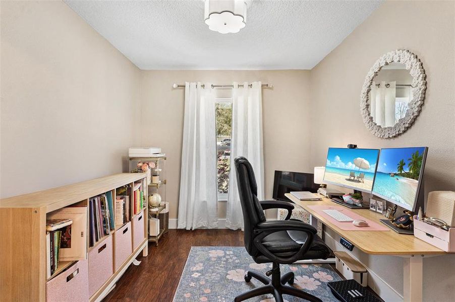 Furnished interior view inside a new home in , Lady Lake (Image 30).