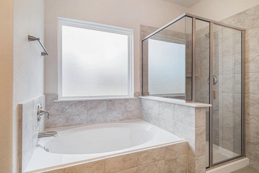 Furnished interior view inside a new home in Deer Pines, Conroe (Image 9).