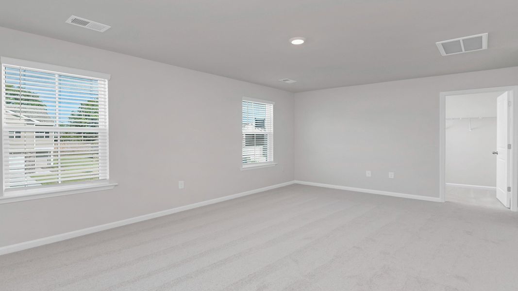 Representative unfurnished interior of a home built from the ROBIE by D.R. Horton in Ferry Grove, Lexington (Image 29).