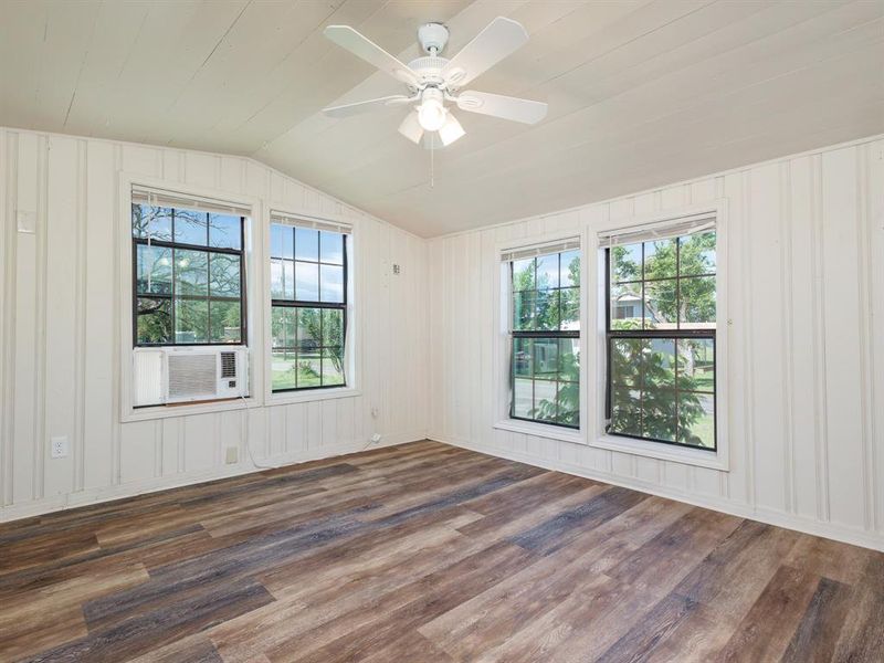 Spacious, unfurnished interior of a new home in , Brownwood (Image 13).
