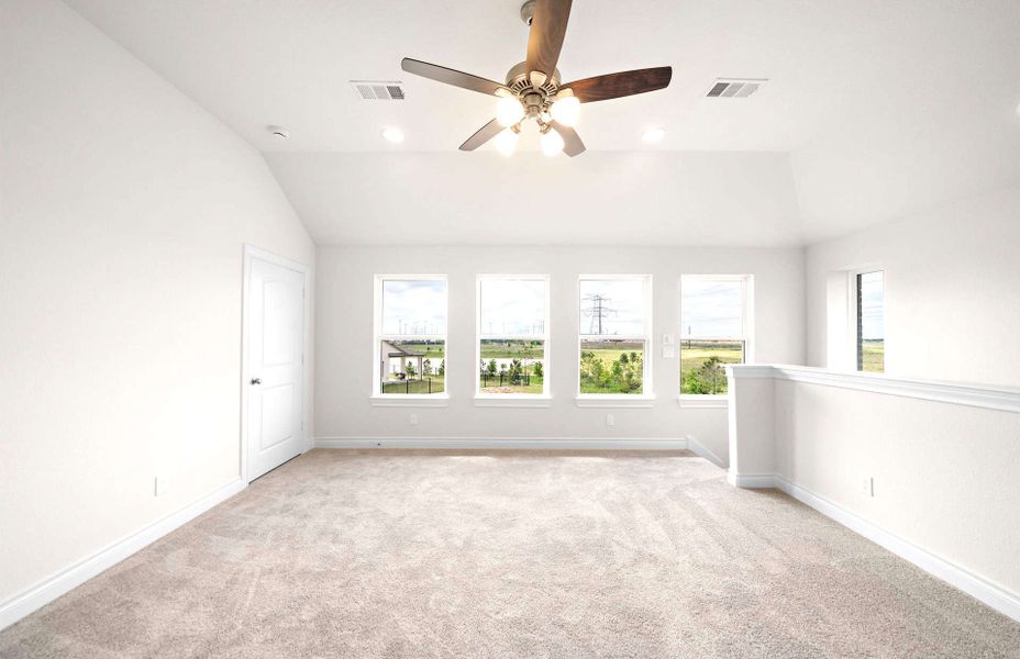 Spacious, unfurnished interior of a new home in Bridgeland 60′, Cypress (Image 40).