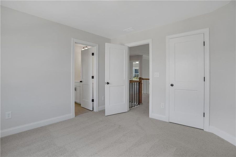 Spacious, unfurnished interior of a new home in Twin Lakes, Hoschton (Image 26).