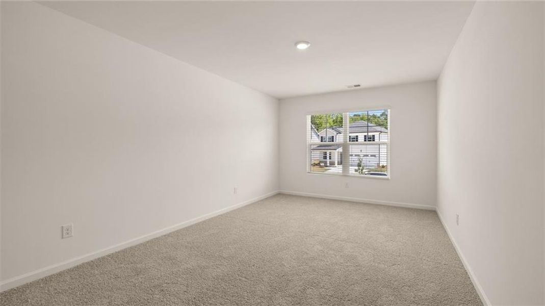 Spacious, unfurnished interior of a new home in Oakchase at Hampton, Hampton (Image 24).