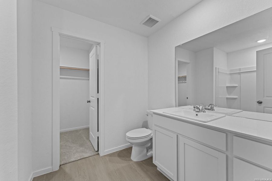 Furnished interior view inside a new home in Espada, San Antonio (Image 7).
