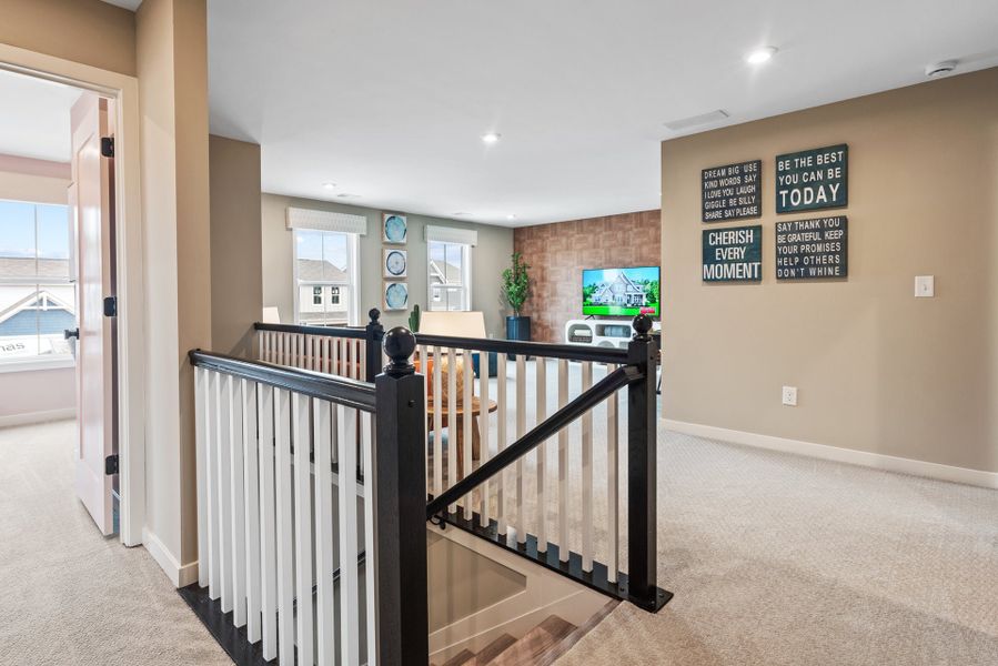 Image 43 of a home in Cherry Glen.