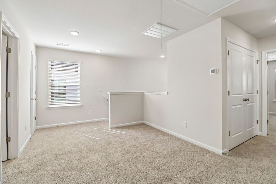 Spacious, unfurnished interior of a new home in Victorywoods Village, Columbia (Image 26).