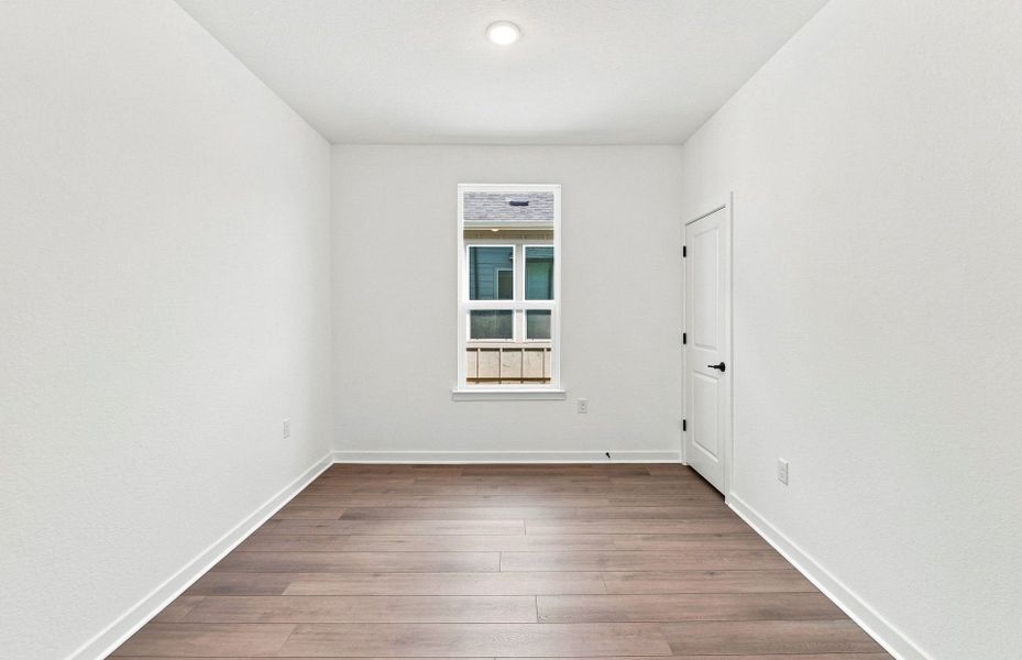Spacious, unfurnished interior of a new home in Del Webb Austin at Lost Pines, Bastrop (Image 47).