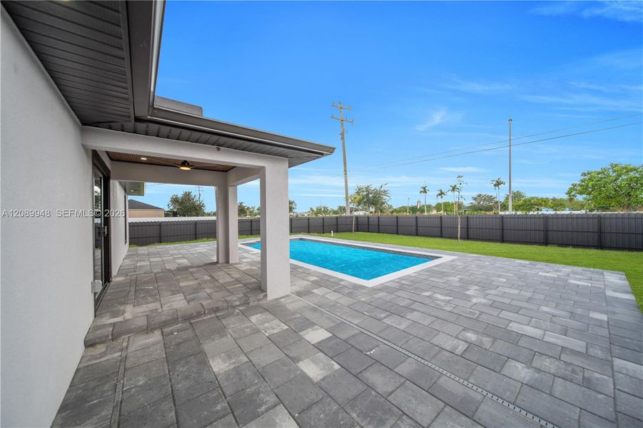Exterior details and patio area of a home in , Cape Coral (Image 20).