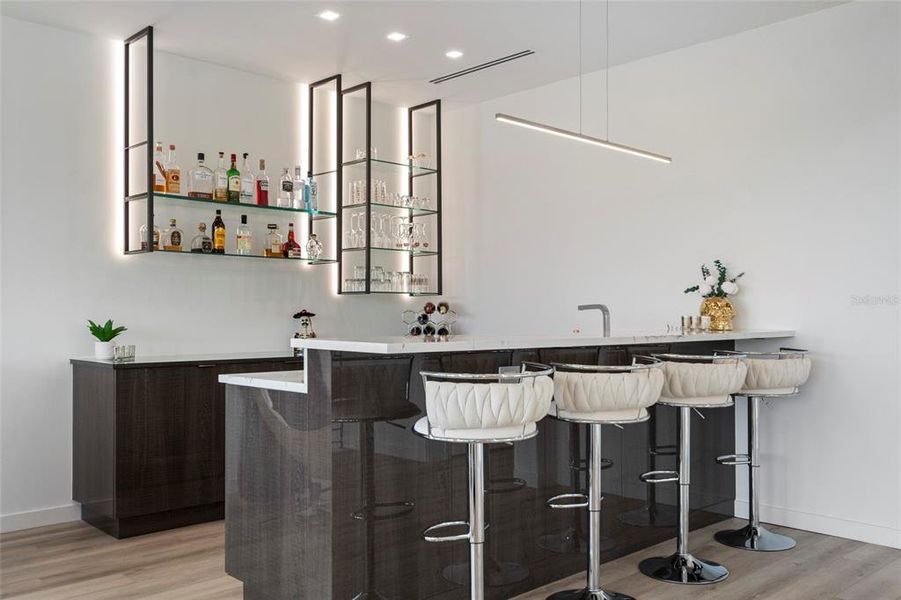Furnished interior view inside a new home in , Windermere (Image 18).