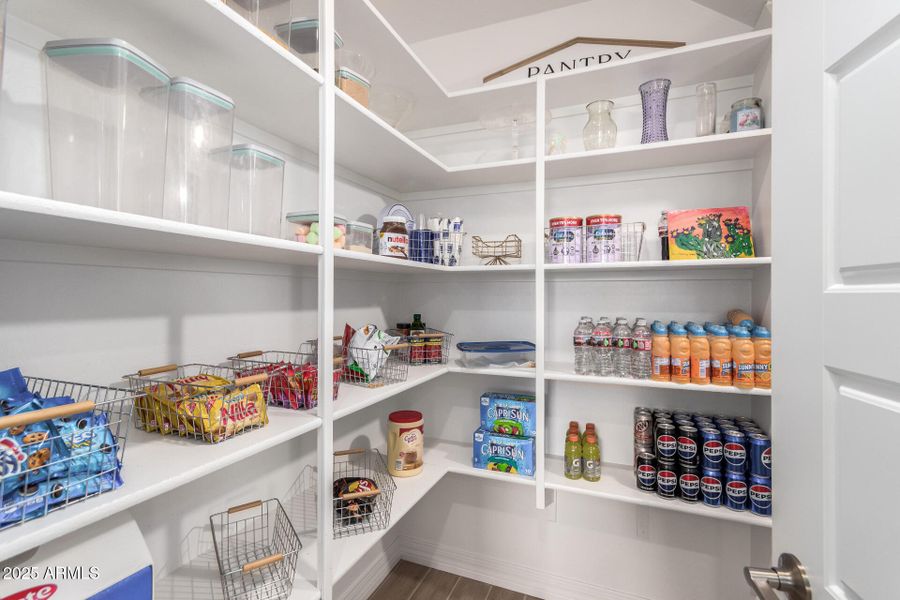 12 - Labelle 12 - Labelle