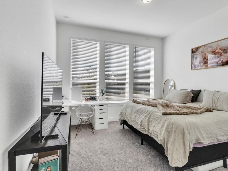 Furnished interior view inside a new home in Cherrywood Estates, Tomball (Image 12).