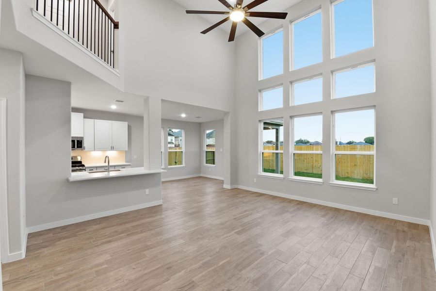 Spacious, unfurnished interior of a new home in , Fresno (Image 31).