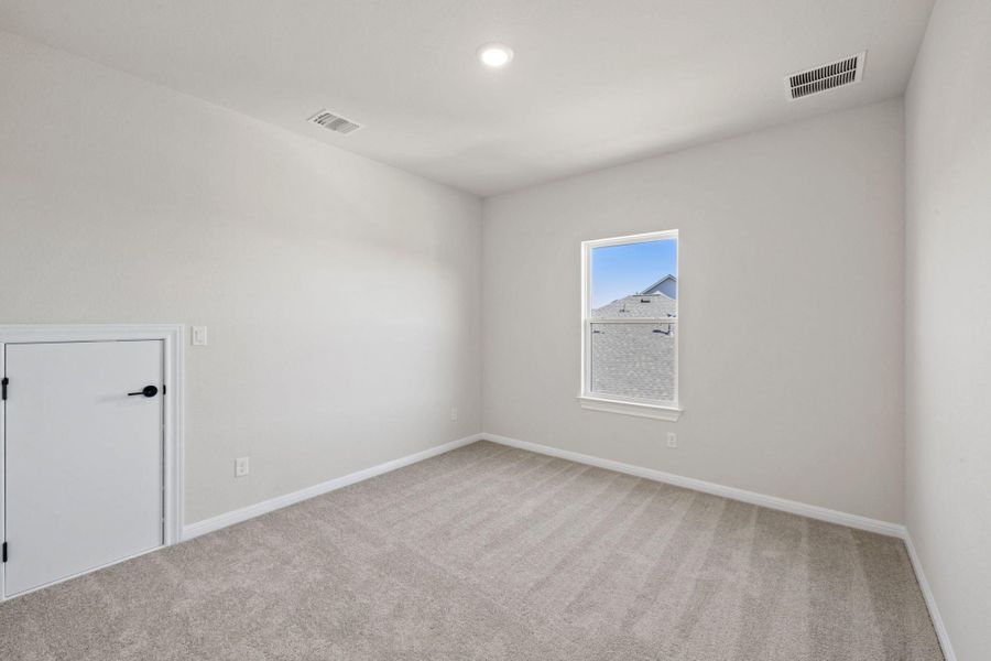 Representative images and renderings are for illustrative purposes. Actual structural options and design finishes of home may vary.