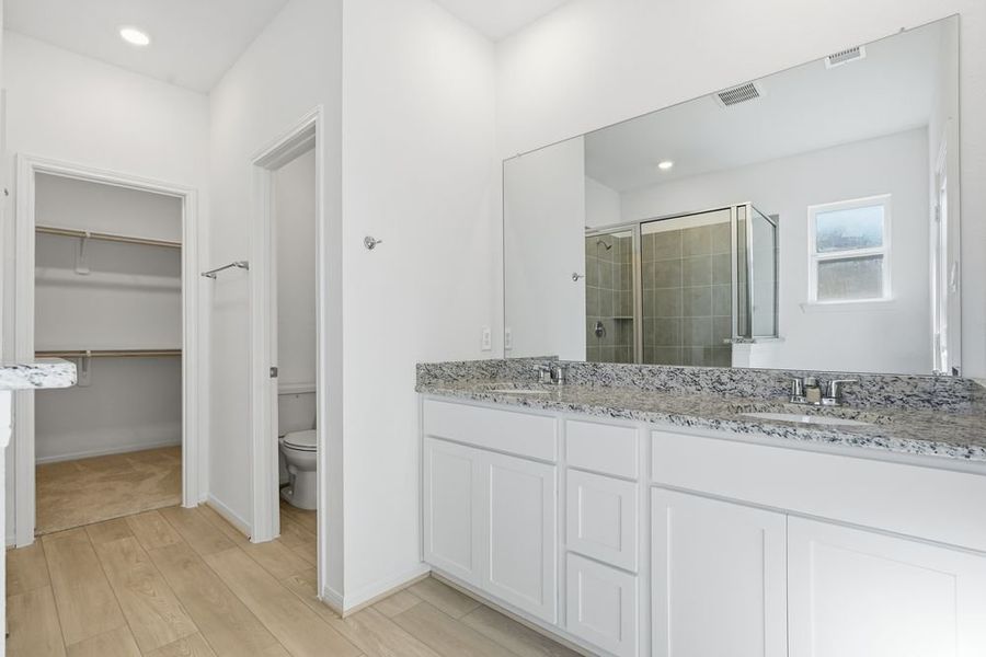 Furnished interior view inside a new home in Brookewater 45s, Rosenberg (Image 6). Furnished interior view inside a new home in Brookewater 45s, Rosenberg (Image 6).