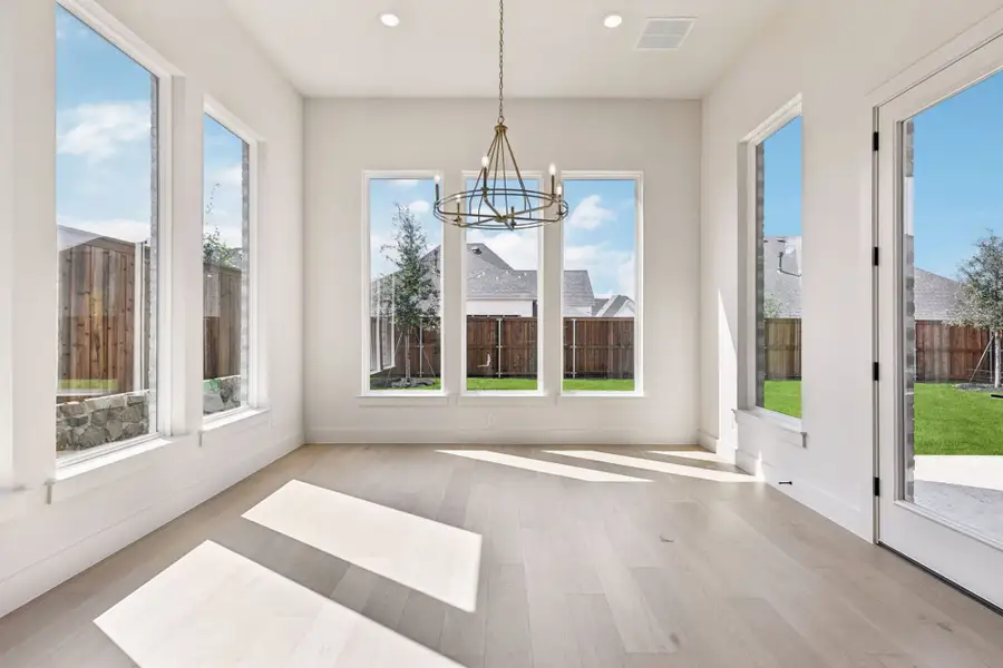 Spacious, unfurnished interior of a new home in StarView, Prosper (Image 24).