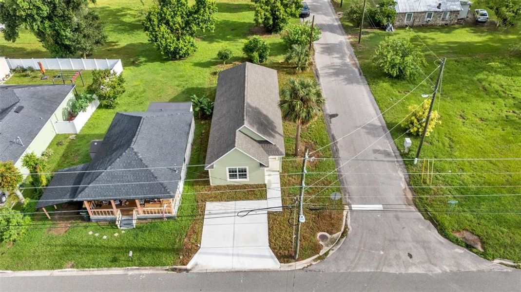 Image 27 of a home in . Image 27 of a home in .