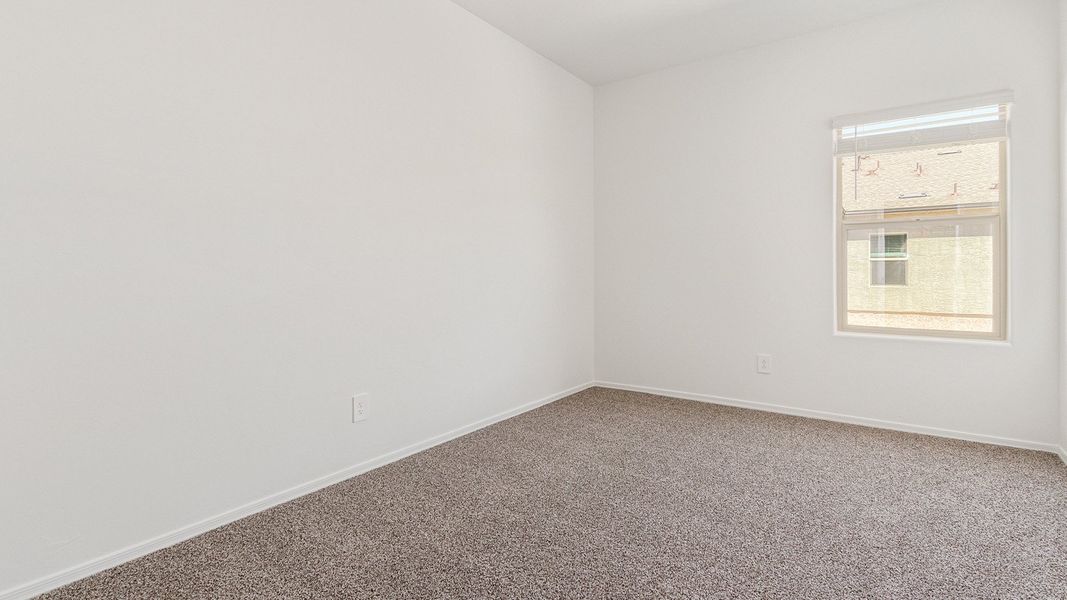 Spacious, unfurnished interior of a new home in Sycamore Vista, Vail (Image 33).