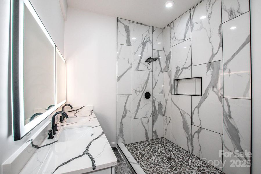 Furnished interior view inside a new home in , Catawba (Image 8).