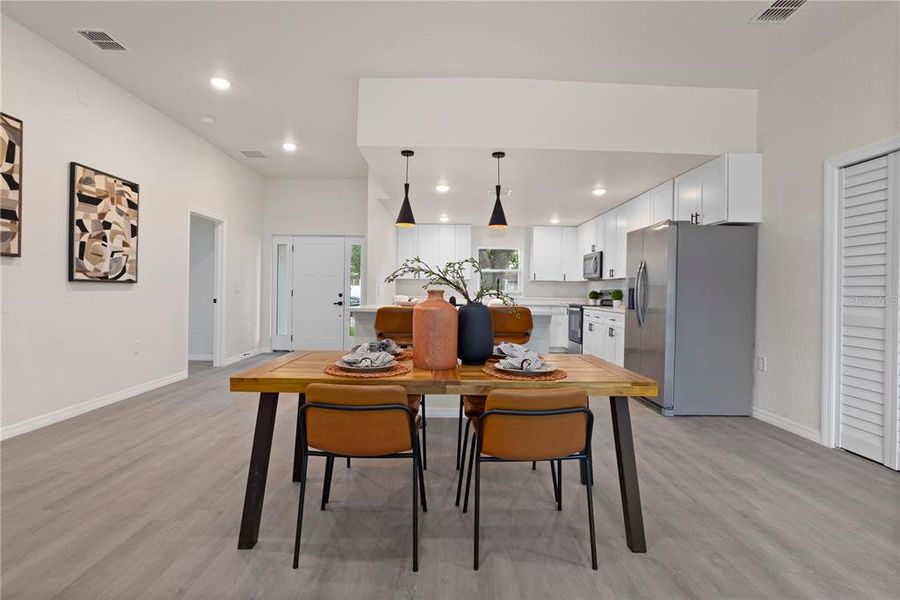 Furnished interior view inside a new home in , Seffner (Image 5).