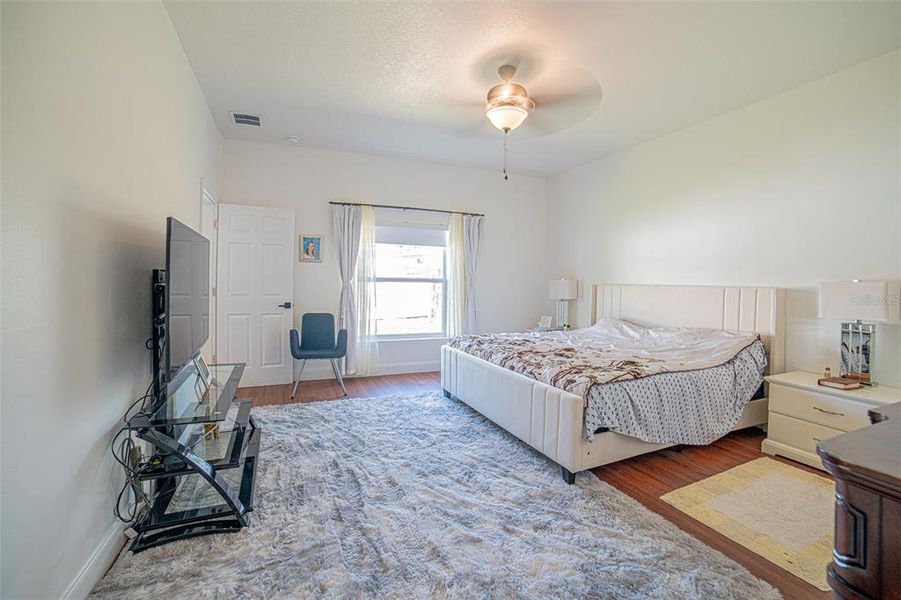 Furnished interior view inside a new home in , Spring Hill (Image 6). Furnished interior view inside a new home in , Spring Hill (Image 6).