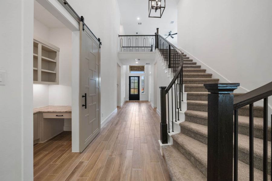 Representative unfurnished interior of a home built from the Waterloo – 60′ Lot by Chesmar Homes in Lakes of Cane Island, Katy (Image 10).