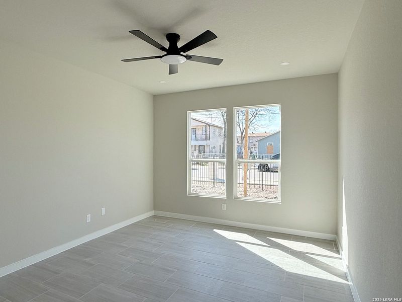 Spacious, unfurnished interior of a new home in , San Antonio (Image 19).