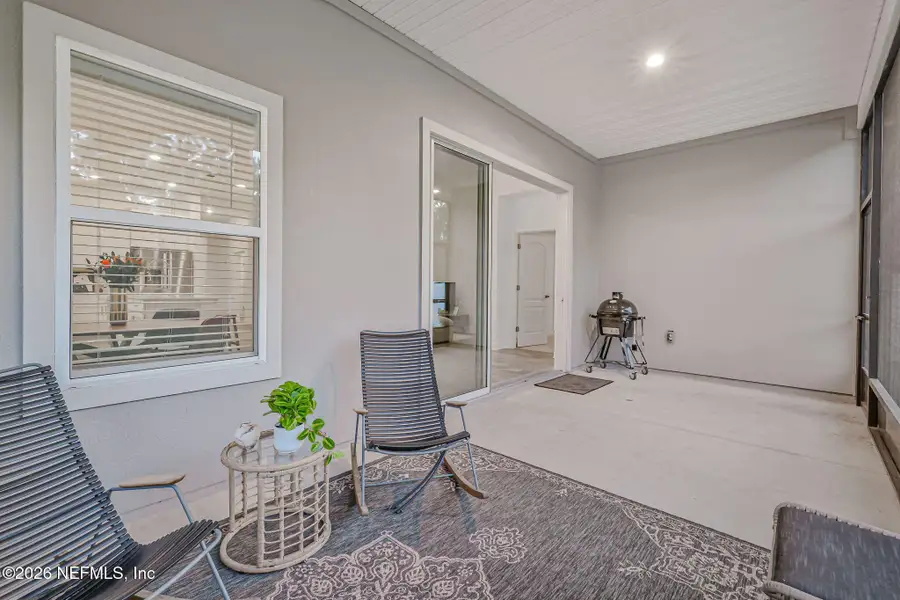 Exterior details and patio area of a home in Cross Creek, Green Cove Springs (Image 26).
