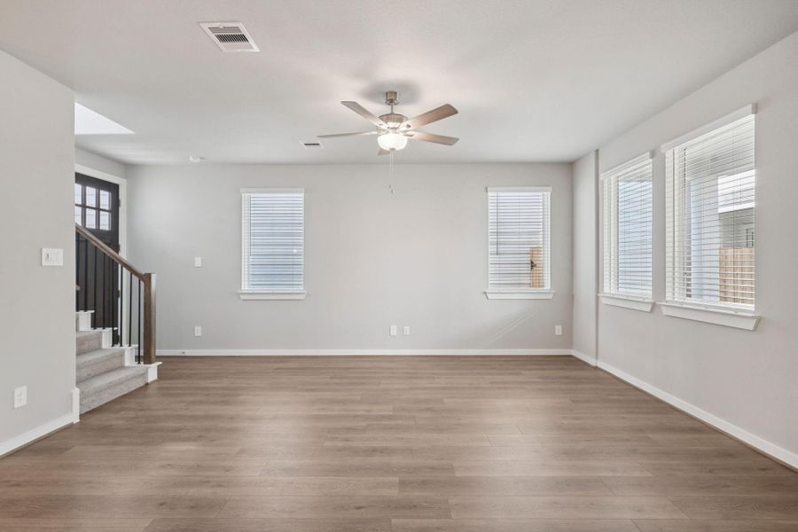 Photo is not of the actual home, but is an inspirational photo of builder’s model home and may depict options, furnishings, and/or decorator features that are not included Photo is not of the actual home, but is an inspirational photo of builder’s model home and may depict options, furnishings, and/or decorator features that are not included