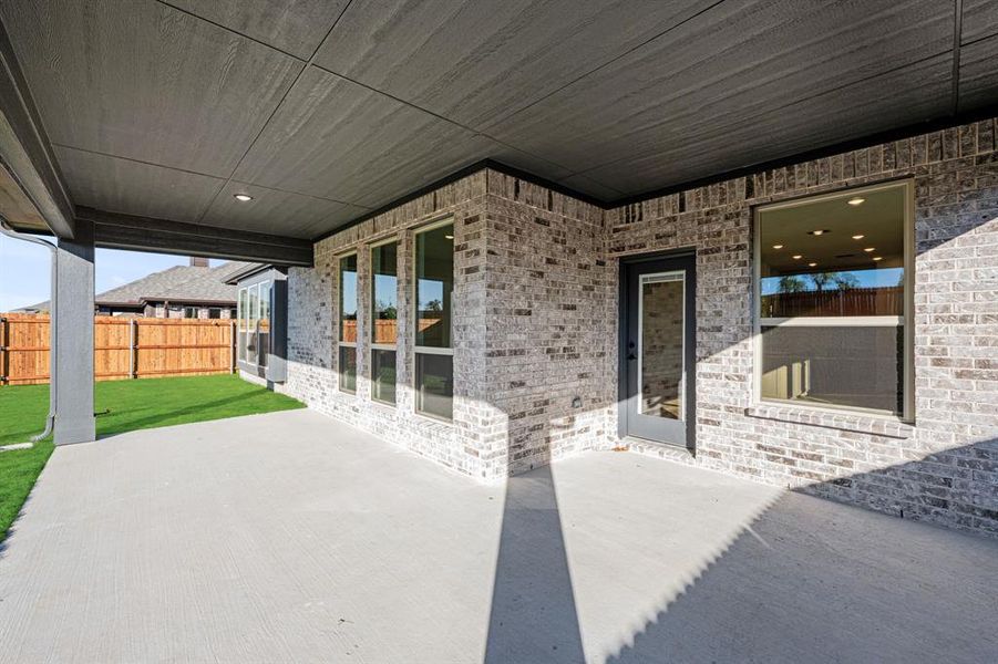 Exterior details and patio area of a home in Bear Creek Classic 60, Lavon (Image 3). Exterior details and patio area of a home in Bear Creek Classic 60, Lavon (Image 3).