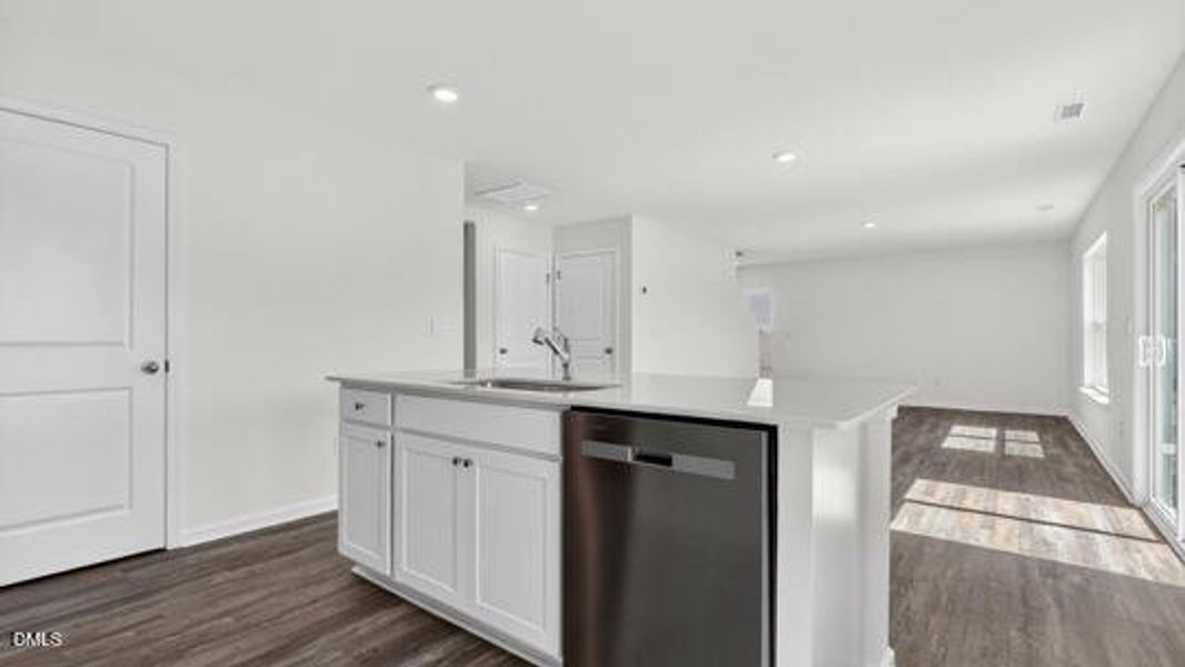 Mangum Farms_Penwell J_133_White_SPEC-01
