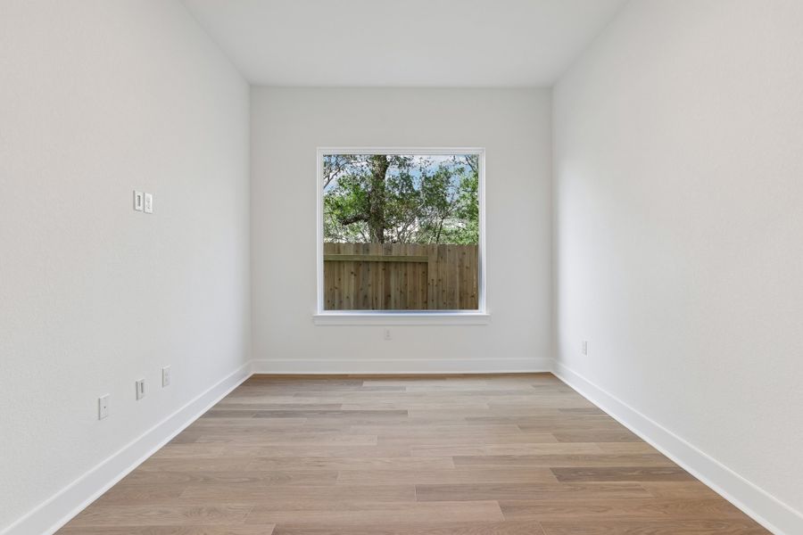 Spacious, unfurnished interior of a new home in Persimmon, Buda (Image 22). Spacious, unfurnished interior of a new home in Persimmon, Buda (Image 22).