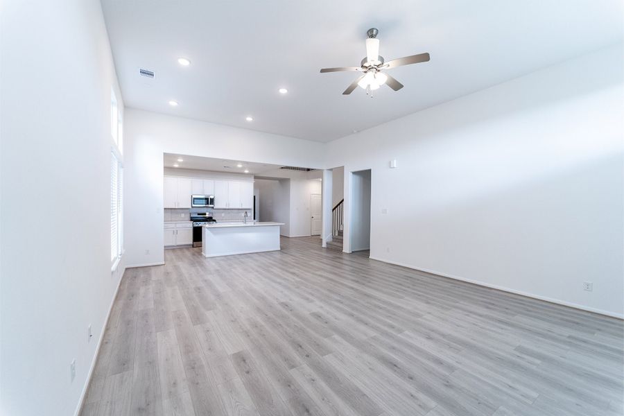 Spacious, unfurnished interior of a new home in Windrose Green, Angleton (Image 16). Spacious, unfurnished interior of a new home in Windrose Green, Angleton (Image 16).