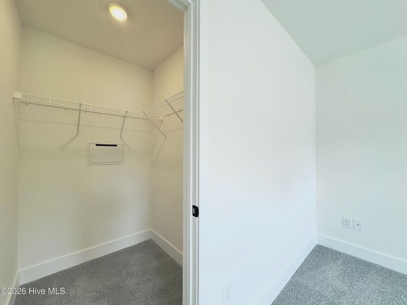 Spacious, unfurnished interior of a new home in Autumn Trail, Bolivia (Image 27).
