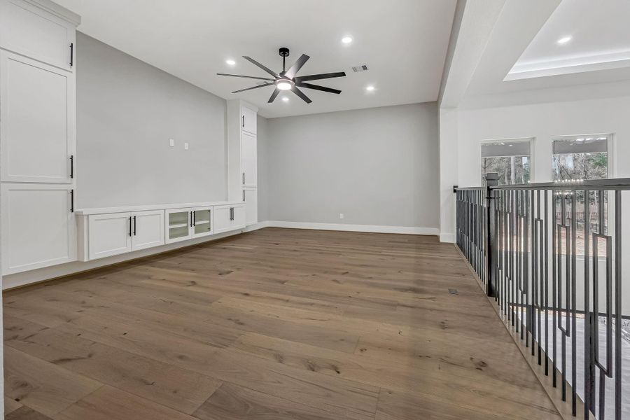 Spacious, unfurnished interior of a new home in , Montgomery (Image 10).