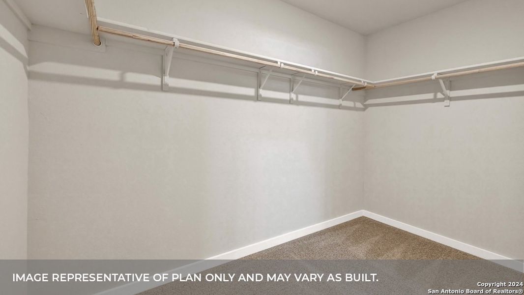 Spacious, unfurnished interior of a new home in Trace, San Marcos (Image 19).