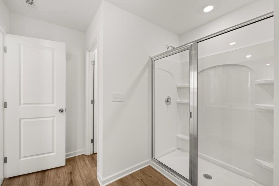 Spacious, unfurnished interior of a new home in Timber Ridge: Timber Ridge 42', Douglasville (Image 31). Spacious, unfurnished interior of a new home in Timber Ridge: Timber Ridge 42', Douglasville (Image 31).