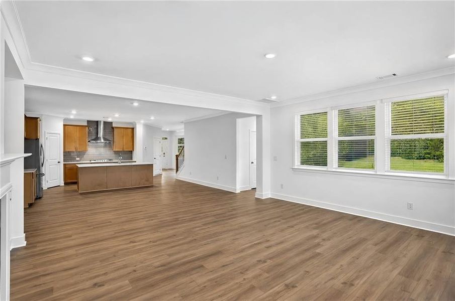 Spacious, unfurnished interior of a new home in Estates at Yellow Creek, Cumming (Image 13).