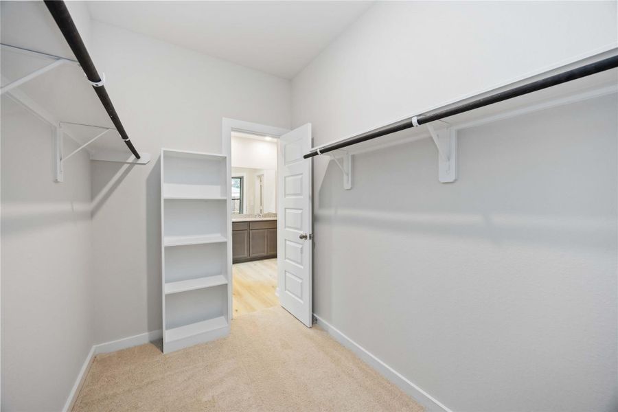 Spacious, unfurnished interior of a new home in Granger Pines, Conroe (Image 22). Spacious, unfurnished interior of a new home in Granger Pines, Conroe (Image 22).