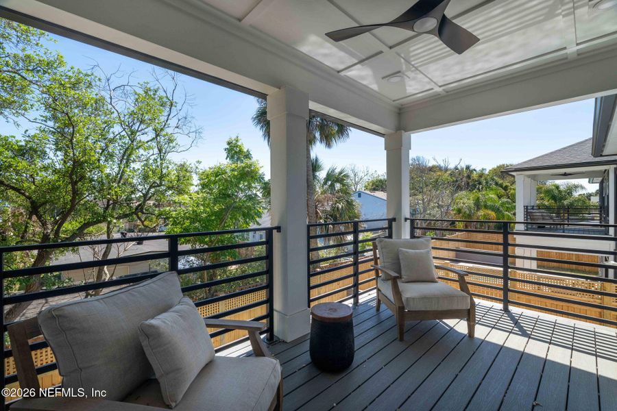 Exterior details and patio area of a home in , Jacksonville Beach (Image 28).