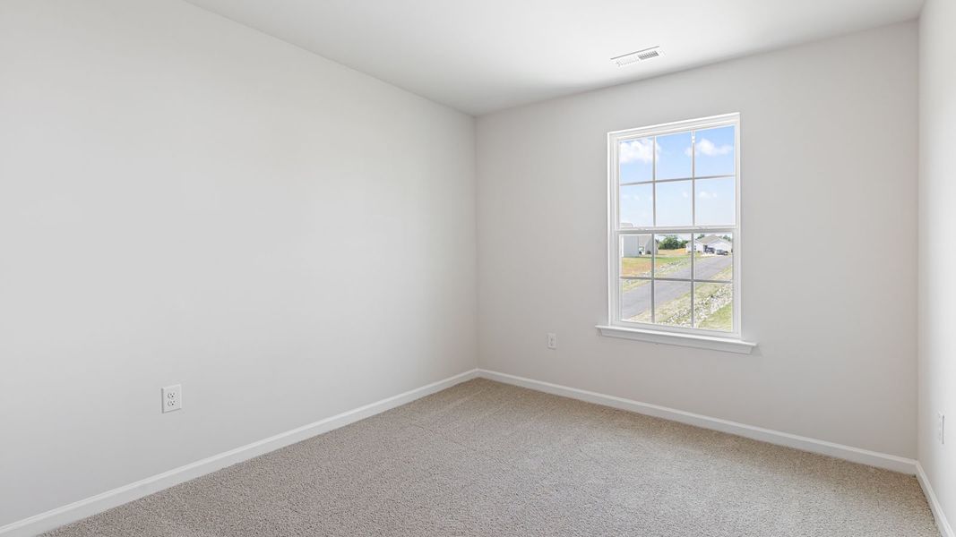 Spacious, unfurnished interior of a new home in Willow Mill, Thomasville (Image 16).