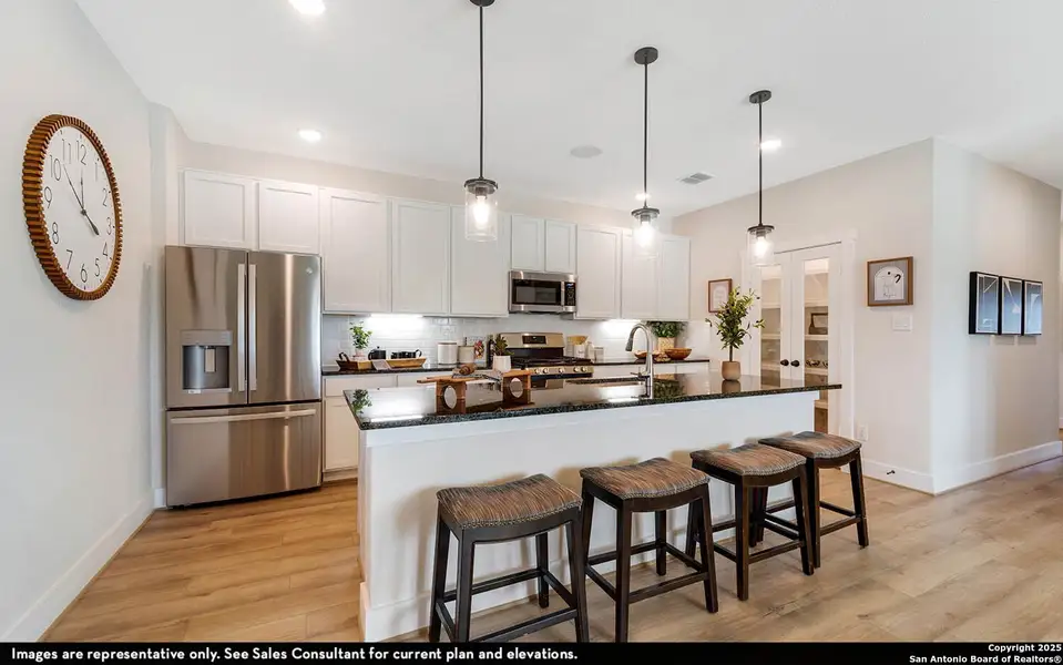 Furnished interior view inside a new home in Hannah Heights, Seguin (Image 9).