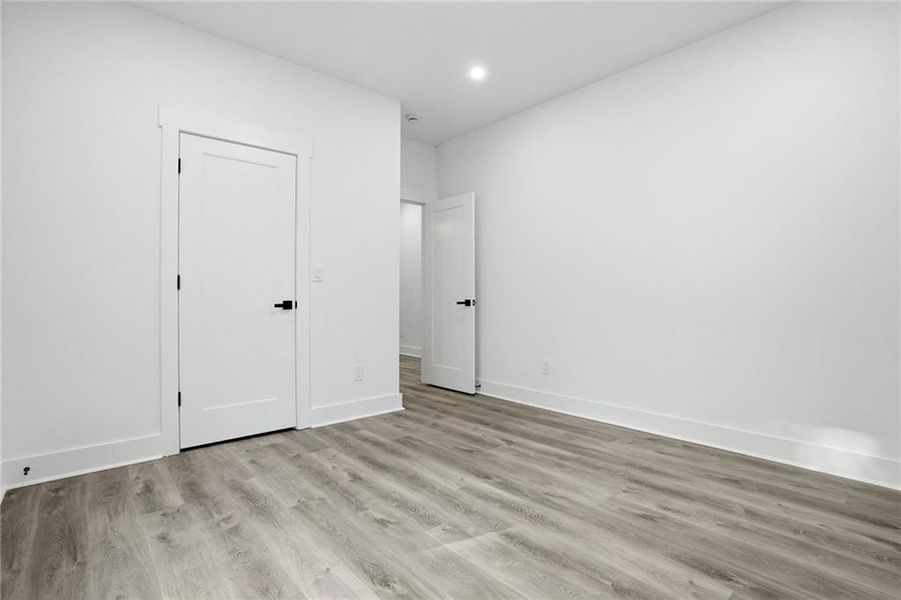 Spacious, unfurnished interior of a new home in , Griffin (Image 19).