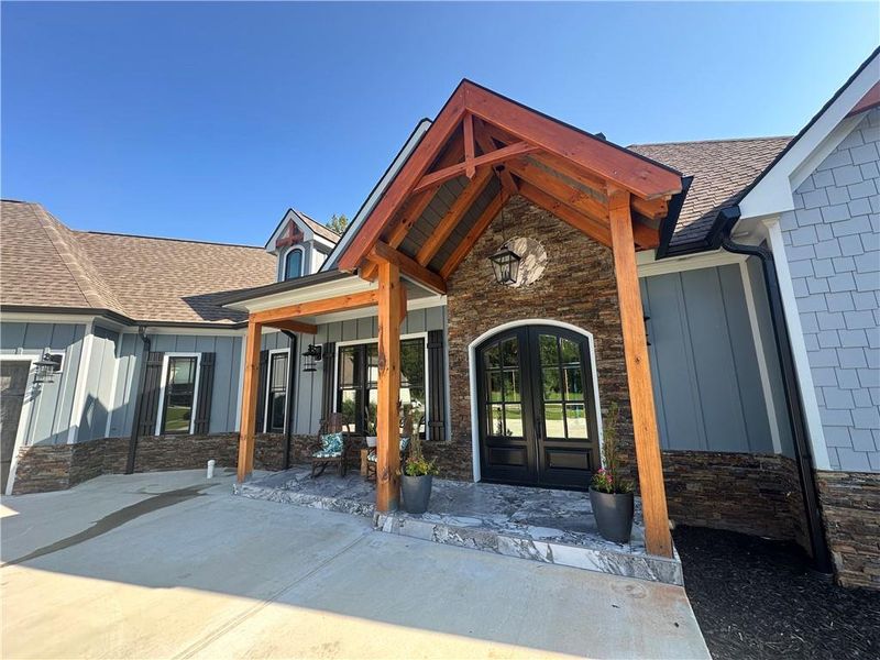 Exterior details and patio area of a home in , Gainesville (Image 2). Exterior details and patio area of a home in , Gainesville (Image 2).