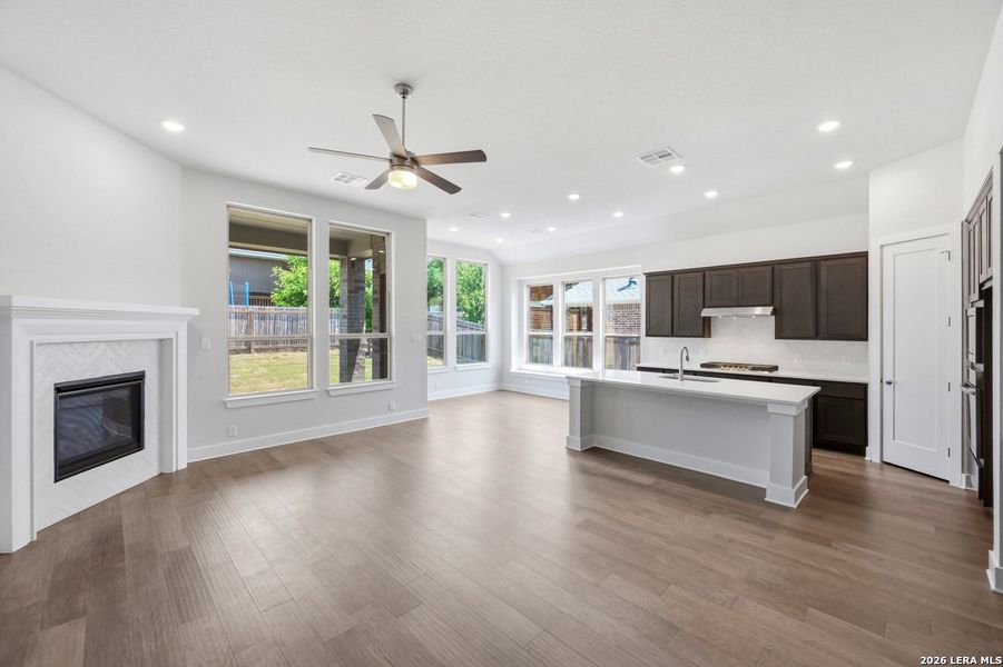 Image 26 of a home in Weston Oaks. Image 26 of a home in Weston Oaks.