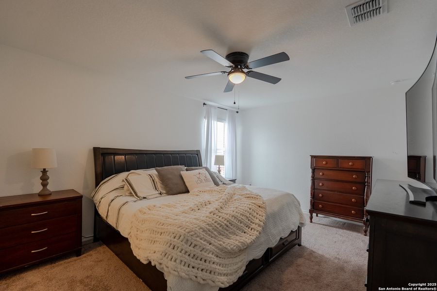 Furnished interior view inside a new home in Mission del Lago: Cottage Collection, San Antonio (Image 16).