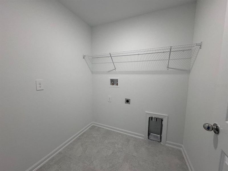 Spacious, unfurnished interior of a new home in Cascades, Davenport (Image 18).
